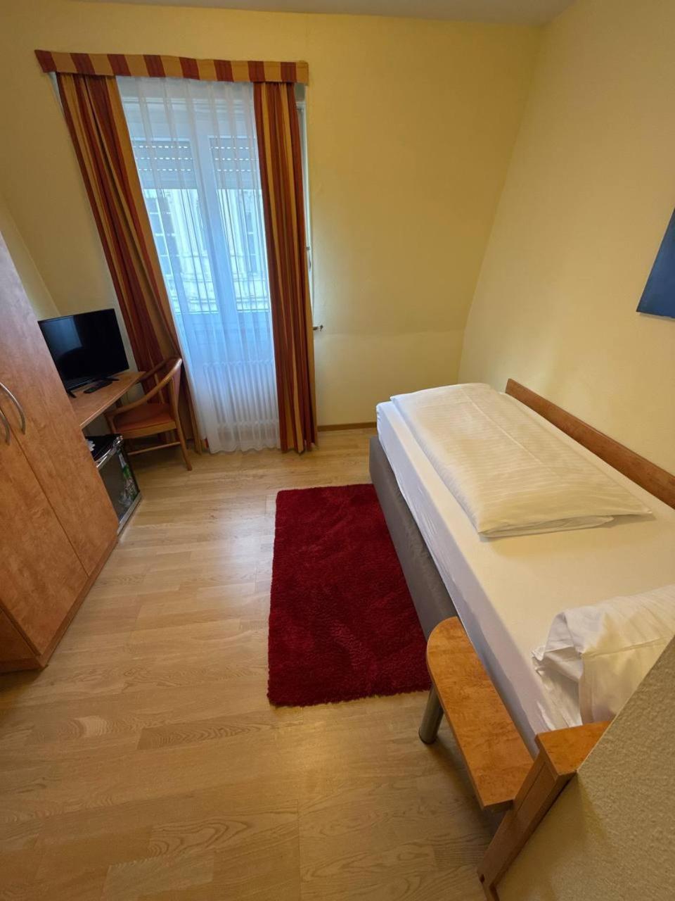 Hotel Bischoff Baden-Baden Buitenkant foto